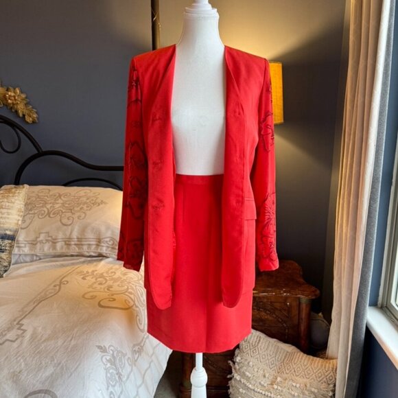 Red Hibiscus Floral Sleeve Skirt Suit NWOT - Picture 4 of 13